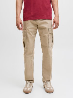 Jack & Jones JPSTKANE JONNIE - Cargo trousers - crockery