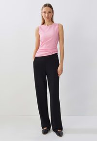 someday. SLIM FIT RIB - Top - faded pink