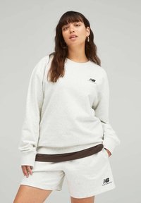 New Balance ESSENTIALS  - Sweater - dunkelgrau