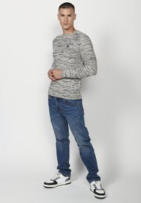 Koroshi Pulóver - crudo off white