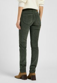 Lee MARION - Vaqueros rectos - olive_gray