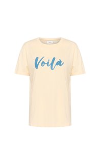 Trumpai rankovėmis, geltonas medvilninis marškinėlis su mėlynu kursyvu užrašu "Voilà" ant priekinės dalies. Klasikinio apvalaus kaklo dizainas.
