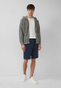 s.Oliver Trainingsbroek - tiefblau