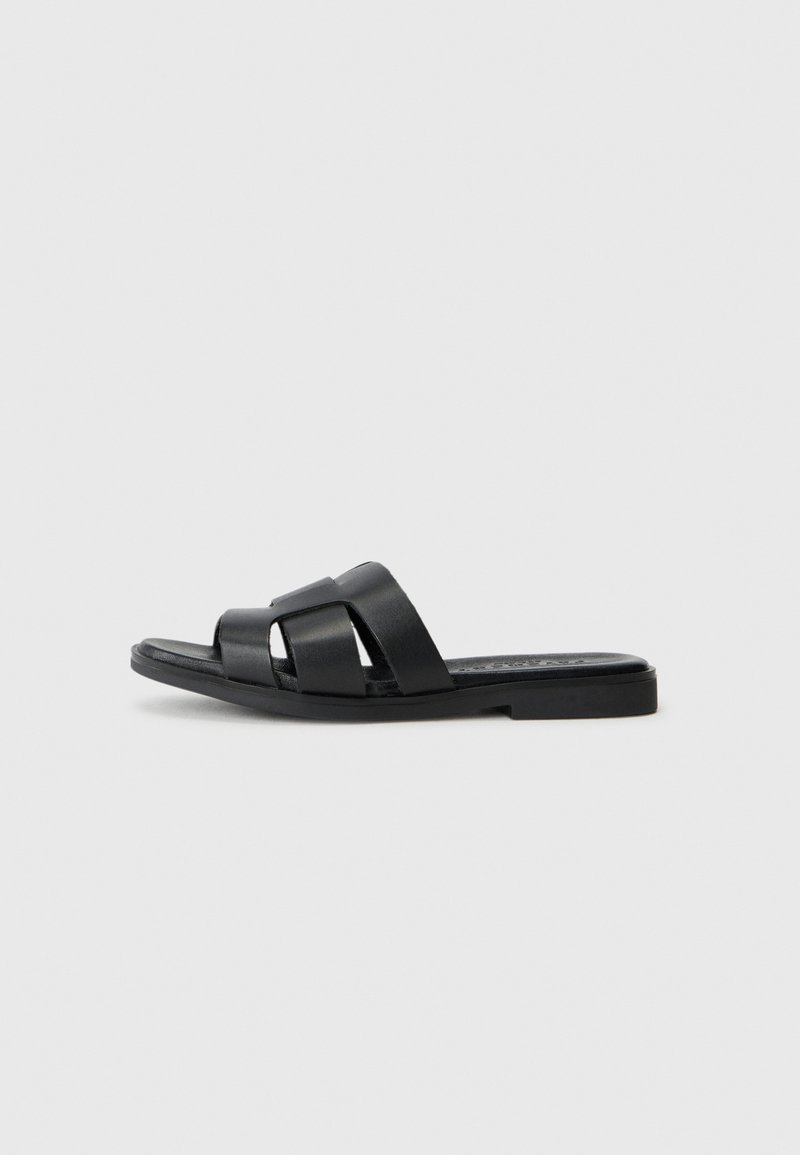 Sandalias planas