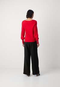 Morgan Trui - coquelicot