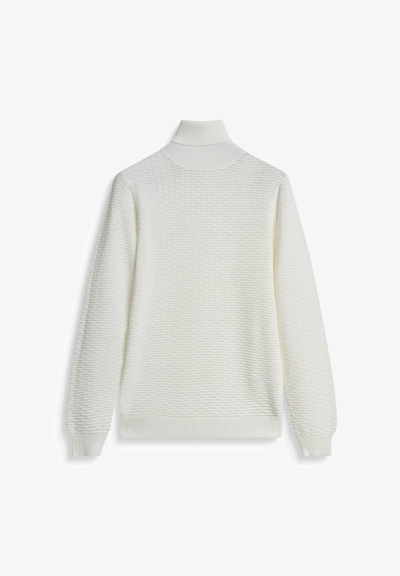 Witte textuur turtleneck sweater met geribbelde manchetten en zoom. Kenmerkt een subtiel patroon door de stof voor extra diepte.