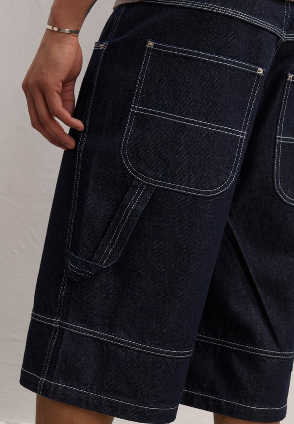 UNISEX - Denim shorts - rinsed denim3