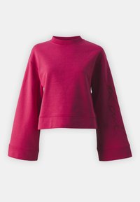 Ej vald, persian red