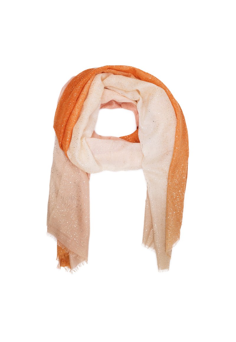 Sciarpa leggera a gradient che presenta tonalità di arancione fino a pesca chiaro, con sottili accenti glitterati e bordi frangiati. Texture morbida e drappeggiata.