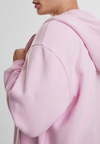 Urban Classics Sweatjakke - softpink