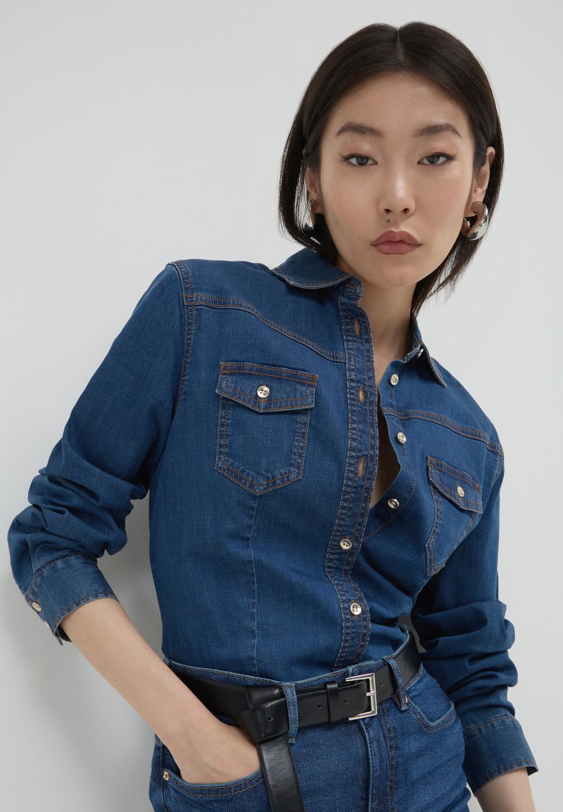 Calliope Button-down blouse - blu