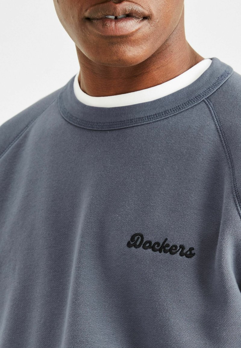 Herren Kapuzenpullover | DOCKERS REGULAR FIT Sweatshirt vintage indigo blue/blau - VL22598 Herren Kapuzenpullover | DOCKERS REGULAR FIT Sweatshirt vintage indigo blue/blau - VL22598