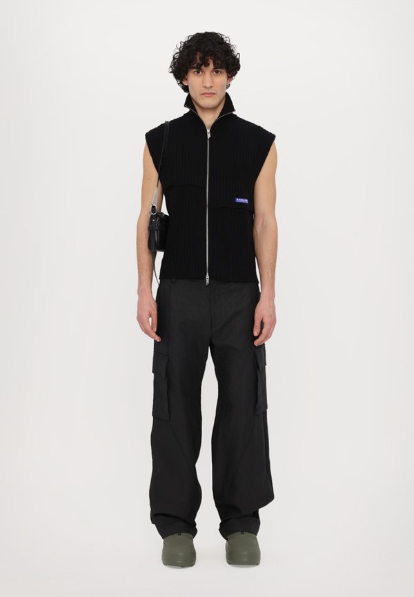 PANEL VEST - Waistcoat3