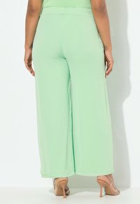Ulla Popken DOPPELLAGIG WEITES ELASTIKBUND - Pantalones - mint