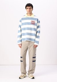 Pal Sporting Goods DRIFT STRIPED LONG SLEEVE UNISEX - Φούτερ - light blue