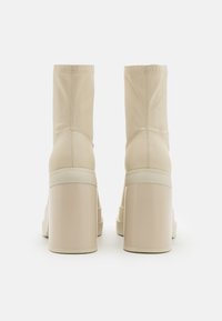 Even&Odd Wide Fit Korolliset nilkkurit - off-white
