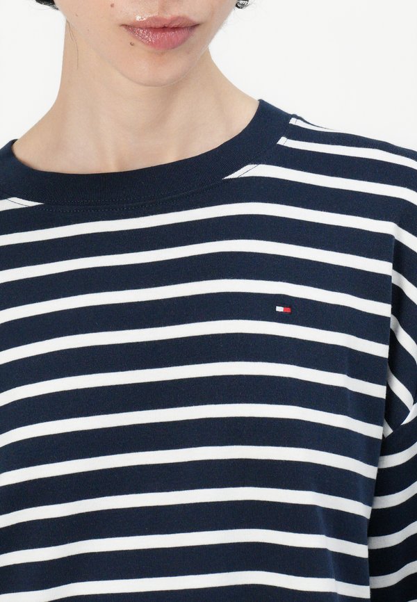 CODY - Long sleeved top4