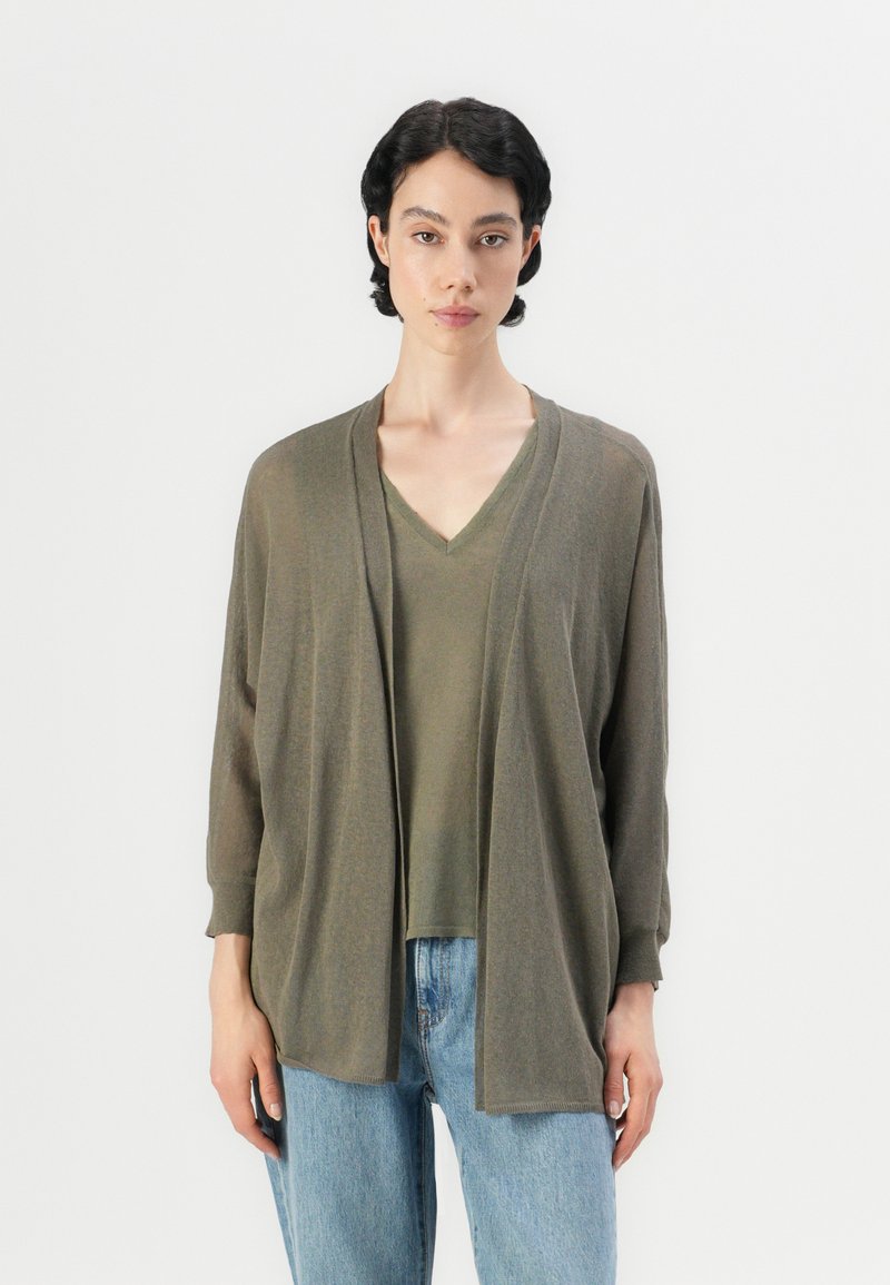 RIANI Vest olijfgroen RIANI Vest olijfgroen