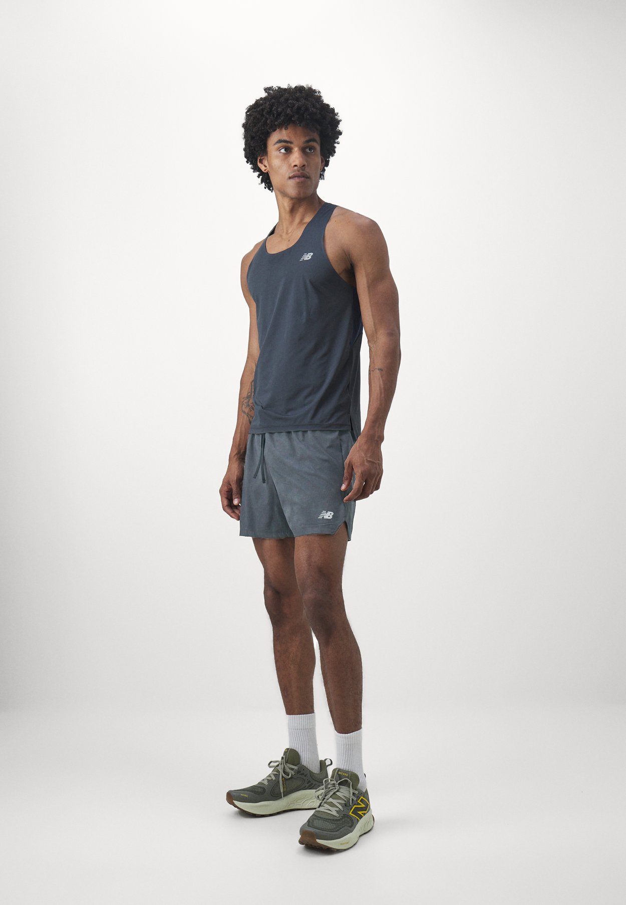 REFLECTIVE SHORT