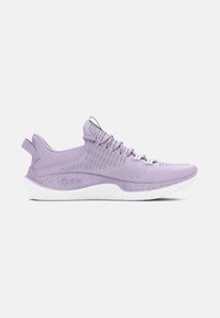 Zapatilla deportiva morada con un upper texturizado, mediasuela blanca moteada y talón reforzado con una pestaña para ponerlas y quitarlas fácilmente.