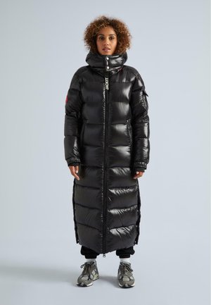 Winter coat - black