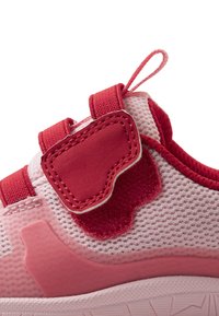 Reima Walkingschuh - stone beige