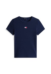 Mörkblå bomulls T-shirt med rund halsringning och korta ärmar. Innehåller en liten, detaljerad logotyp i röd och vit på bröstet.