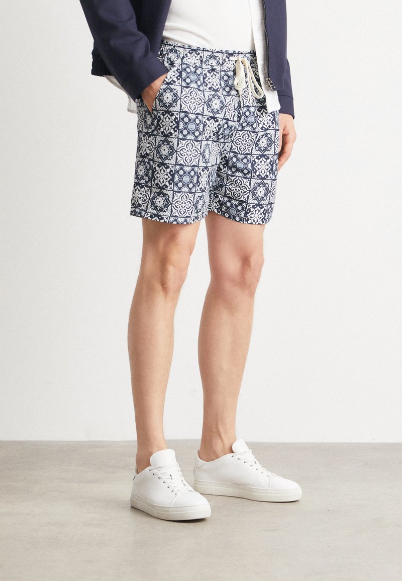 Les Deux Reece Pleated Slub Shorts - Light Sand main image 1