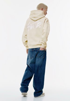 - Bluza z kapturem