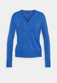 Blå långärmad V-ringad kofta med fem mörka knappar, ribbade manschetter och fåll, visad på en vit bakgrund.