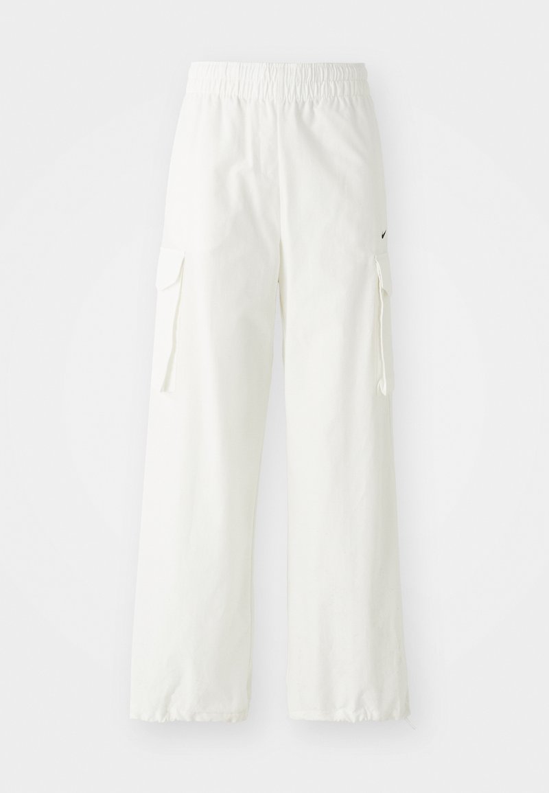 Weiße Cargo-Hosen mit weitem Beinansatz, ausgestattet mit einem elastischen Bund und Seitentaschen. Strukturierter Stoff mit glatter Oberfläche.