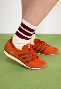 SL 72 OG - Tenisice - orange/preloved brown/cream white