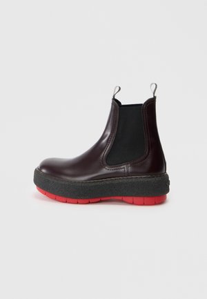 CEMENTO CHELSEA UNISEX - Platform ankle boots - brown