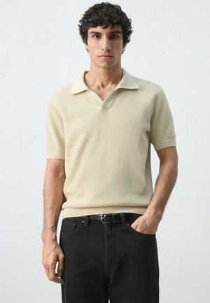 Polo - sand