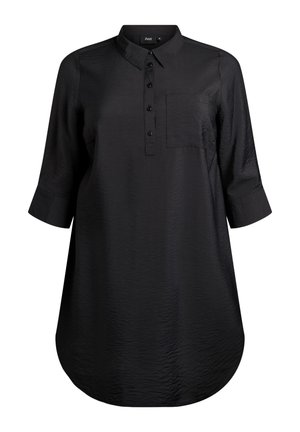 Blusa nera con scollatura a colletto, chiusura a bottoni sul davanti, maniche 3/4, taschino singolo sul petto e orlo arrotondato. Realizzata in un tessuto texturizzato.