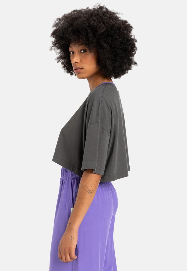 MAXI - KÜRZERES - Print T-shirt - krp2