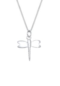 Strieborný prívesok v tvare vážky na jemnom retiazku, s detailne spracovanými krídlami a lesklým povrchom. Označený známkou „925“ pre pravosť.