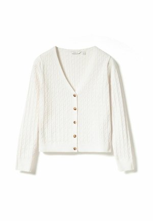 Hvid, strikket cardigan med V-hals og lange ærmer. Dekorativt kabelmønster og lukning med træknapper foran. Kropsnær længde.