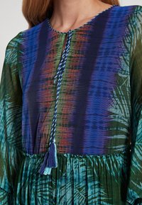 Ana Alcazar Robe de jour - multi-coloured