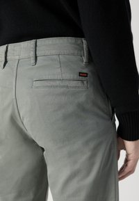 BOSS Chinos - open grey
