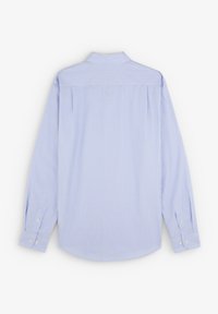 Blauw-wit gestreepte langemouwen shirt, voorzien van een klassieke kraag, knoopmanchetten en plooien op de rug. Van katoen met een soepele textuur.