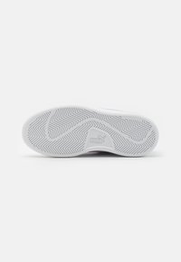 Puma SMASH 3.0 UNISEX - Tenisice - white/grape mist/blue skies