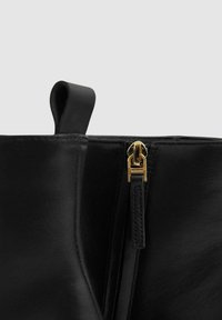 Reiss REGULAR FIT - AMY - Klasické členkové čižmy - black