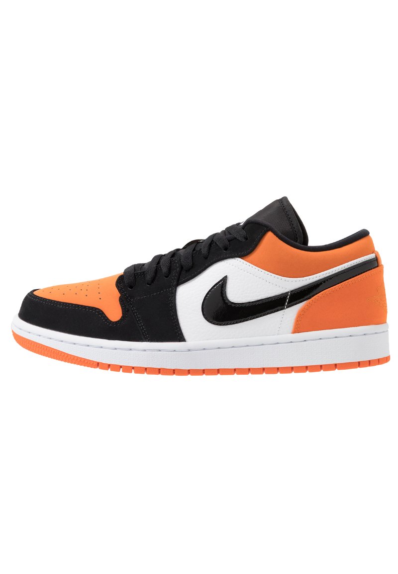 Jordan - AIR JORDAN 1 LOW - Tenisky - white/black/starfish, Zväčšiť