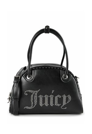 Borsa a mano in pelle nera con doppi manici, una cinghia laterale con fibbia e la scritta "Juicy" in piccoli borchietti d'argento sulla parte frontale.