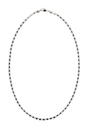 Ezüst nyaklánc téglalap alakú, összekapcsolt, polírozott szemekkel és rákkapcsos záródással.