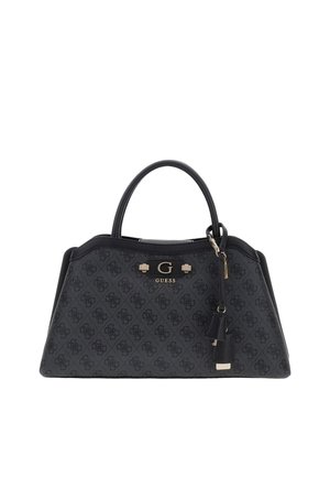 Sac à main Guess noir avec deux poignées, motif de logo discret, accessoires dorés et une étiquette décorative suspendue sur le côté droit.