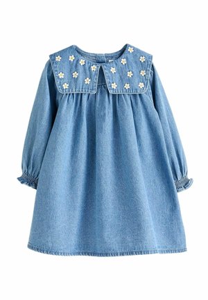 Abito in denim con collo rotondo, ricamo floreale, maniche lunghe e corpetto arricciato. Colore azzurro chiaro con polsini elasticizzati.