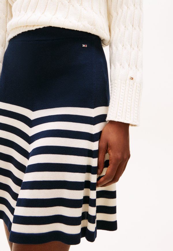 FLARE MINI SKIRT - Mini skirt2