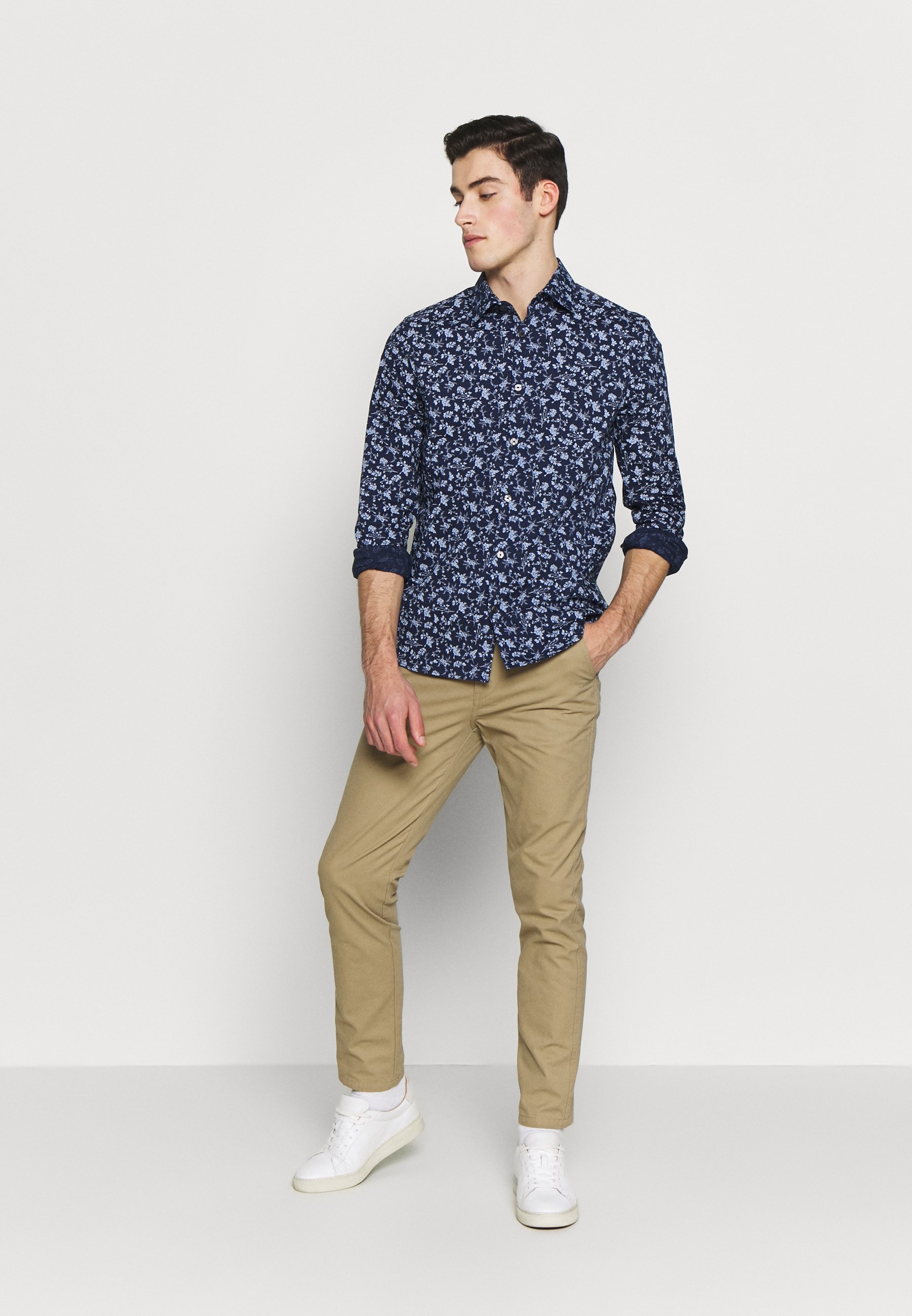 Burton Menswear London SLIM WASHED Joggebukse stone Burton Menswear London SLIM WASHED - Joggebukse - stone